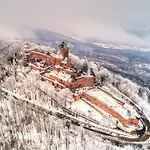 La Tour Des Chevaliers 塞莱斯塔