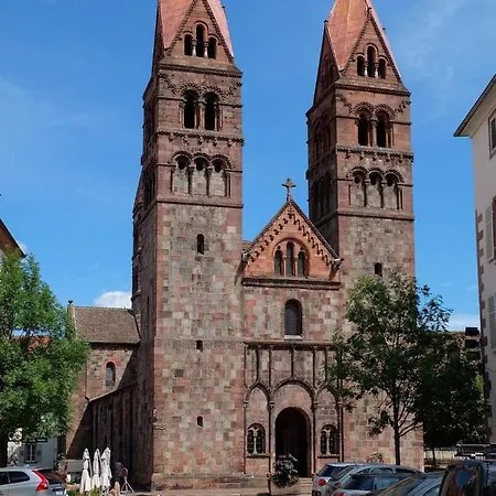 La Tour Des Chevaliers Apartment *